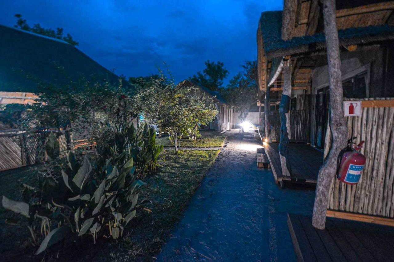African Excursions Guest House Khwai Eksteriør bilde