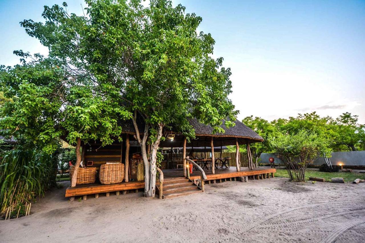 African Excursions Guest House Khwai Eksteriør bilde