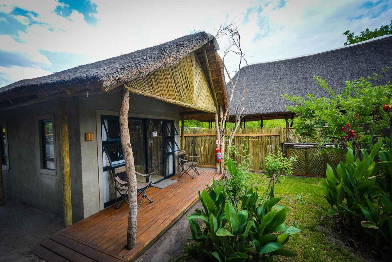 African Excursions Guest House Khwai Eksteriør bilde