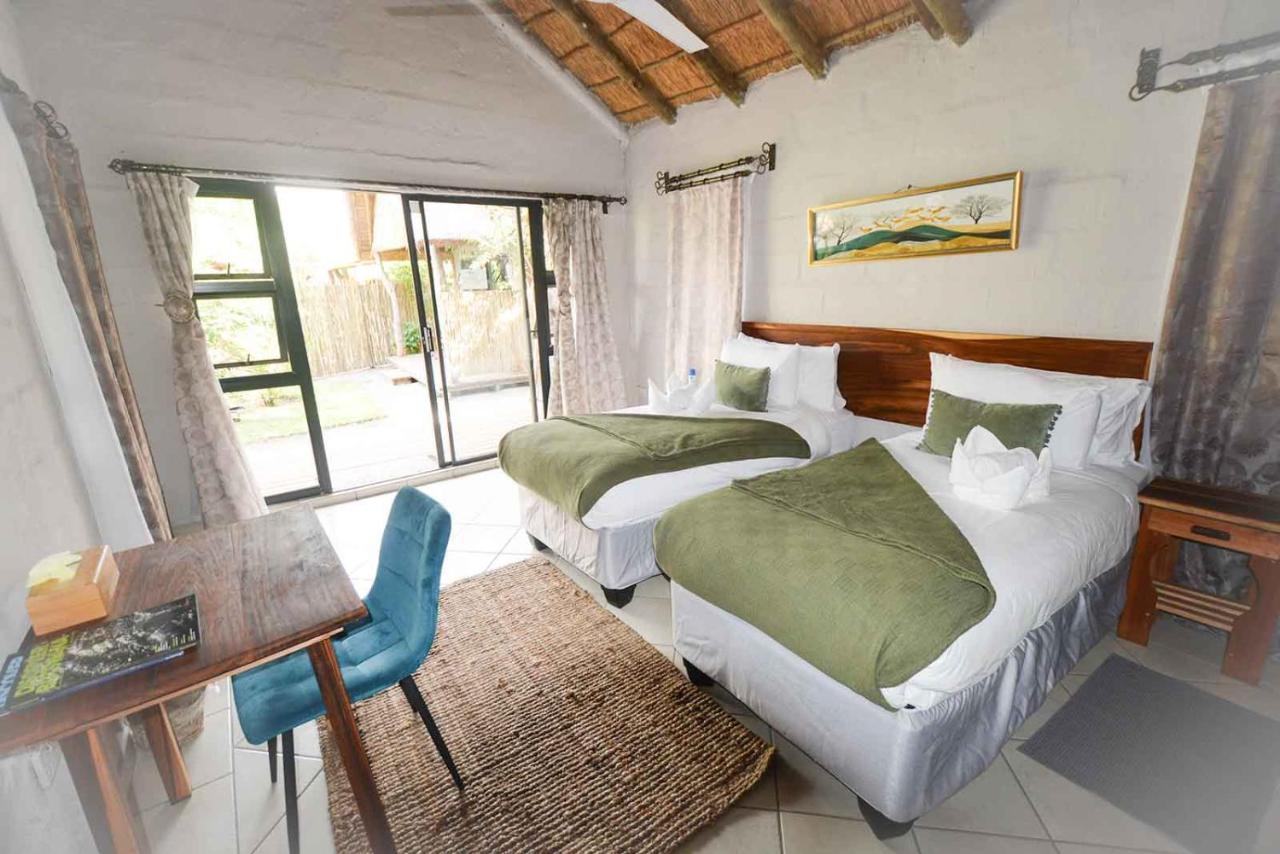 African Excursions Guest House Khwai Eksteriør bilde