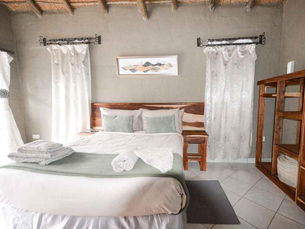African Excursions Guest House Khwai Eksteriør bilde