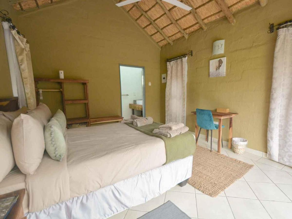 African Excursions Guest House Khwai Eksteriør bilde