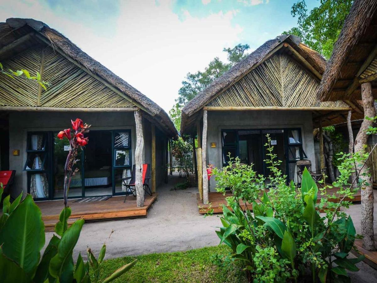 African Excursions Guest House Khwai Eksteriør bilde