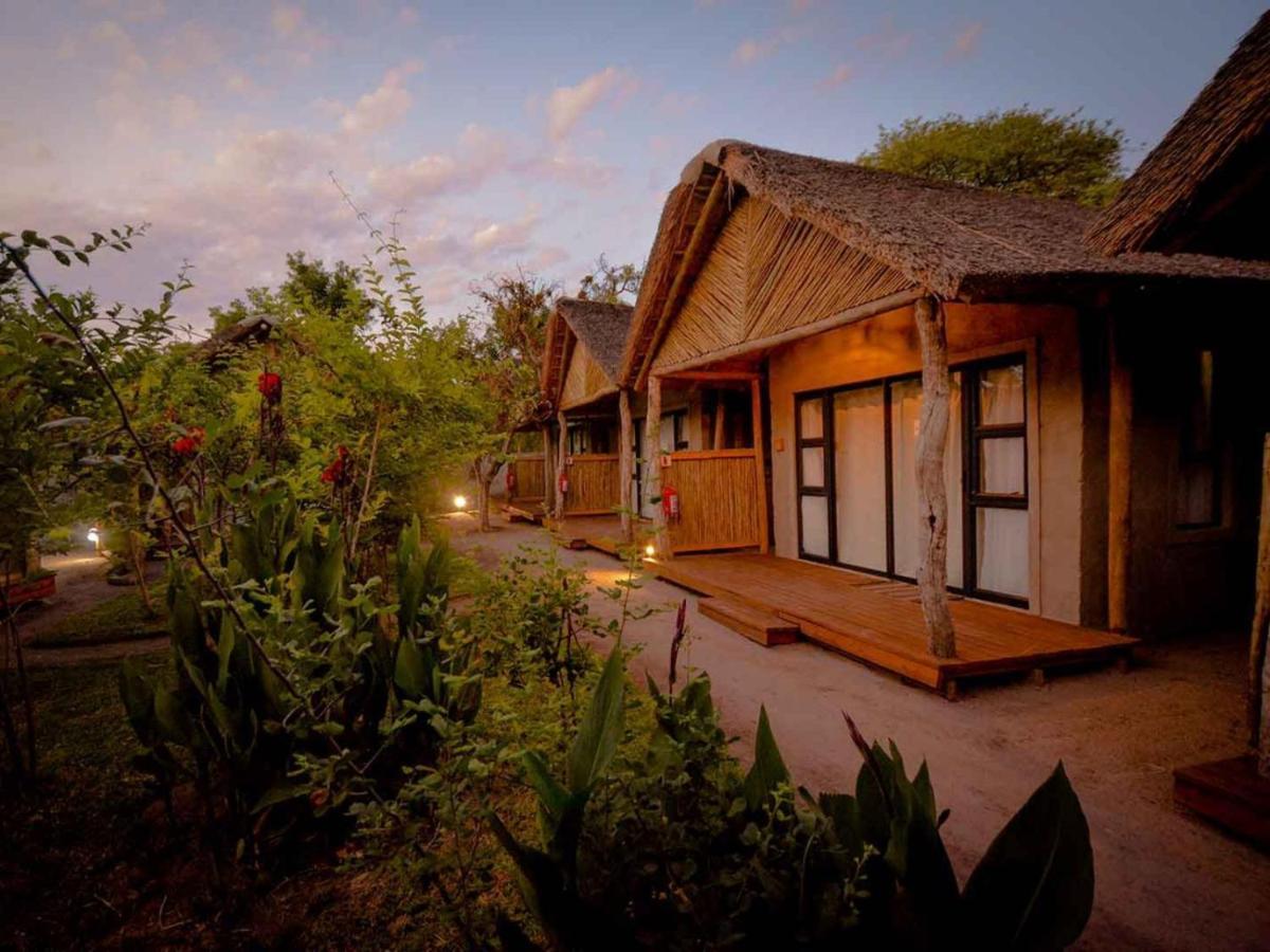 African Excursions Guest House Khwai Eksteriør bilde