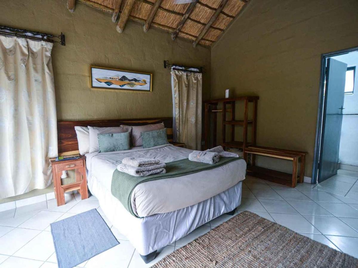 African Excursions Guest House Khwai Eksteriør bilde